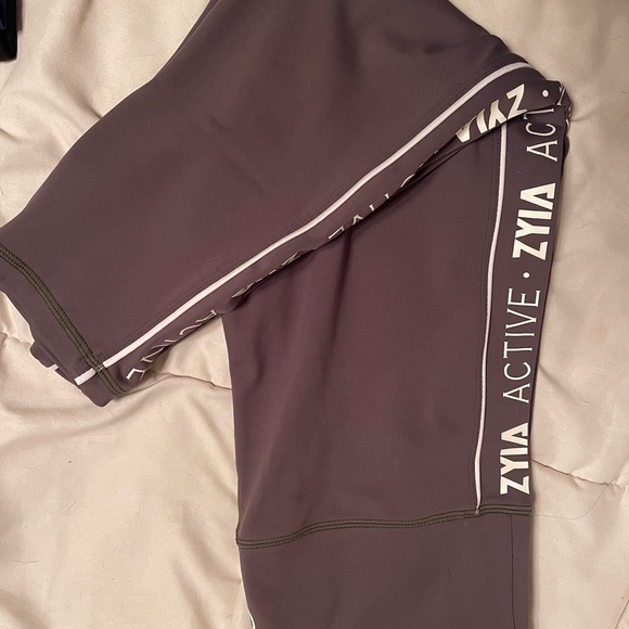 Crop leggings - Picture 2 of 4